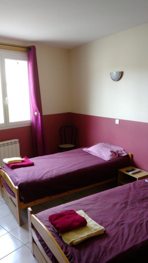 Le Pic Boeuf Hotell Manthes Eksteriør bilde