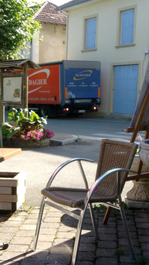 Le Pic Boeuf Hotell Manthes Eksteriør bilde
